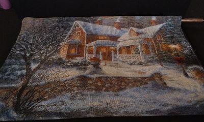 Premier Battery Operated Fibre Optic Lit Tapestry. Measures Approx 90x65cm. Tested for Power