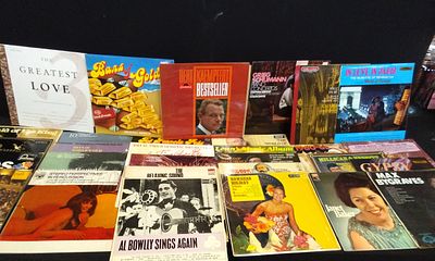 30x Mixed Vinyl Albums Artist Include. Al Bowlly, Mixed Artist Albums, Max Bygraves, and More