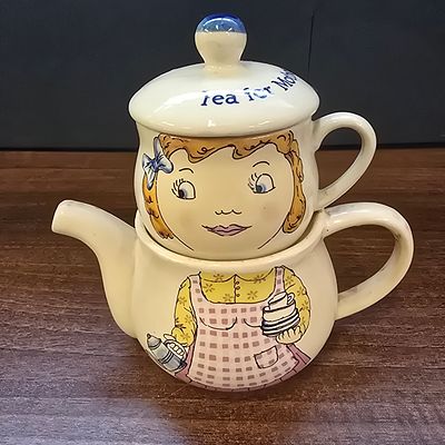 Three-Piece Pavilion Gift Company Tea for Mother Stackable Ceramic Set. A three-piece novelty 