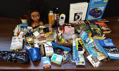 A Collection of Contemporary Mixed Lot Sundries and Junk Drawer Items. A heterogeneous 