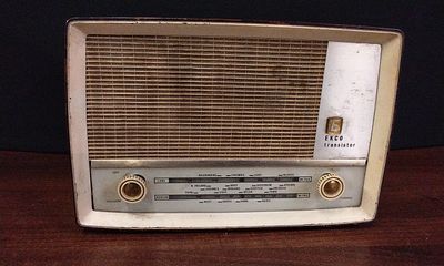 EKCO Model A455 Transistor Radio. A vintage EKCO radio, identified as Model A455, manufactured 