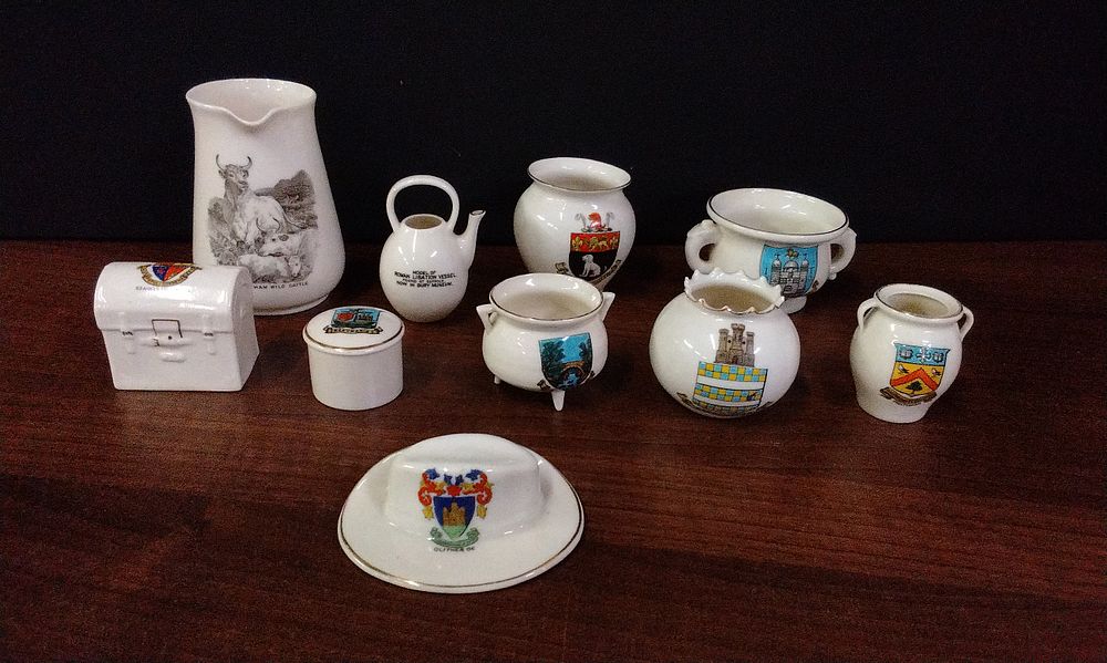Lot 565: A Collection of Ten W. H. Goss and Arcadian Crested Ware