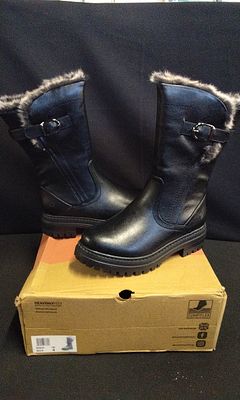 A Pair of Brand New in Box Heavenly Feet Kitson Vegan Friendly Boots. A Pair of Heavenly Feet 
