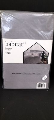 Brand New Habitat Grey Polycotton Single Duvet Set Recycled Content. A single grey polycotton 