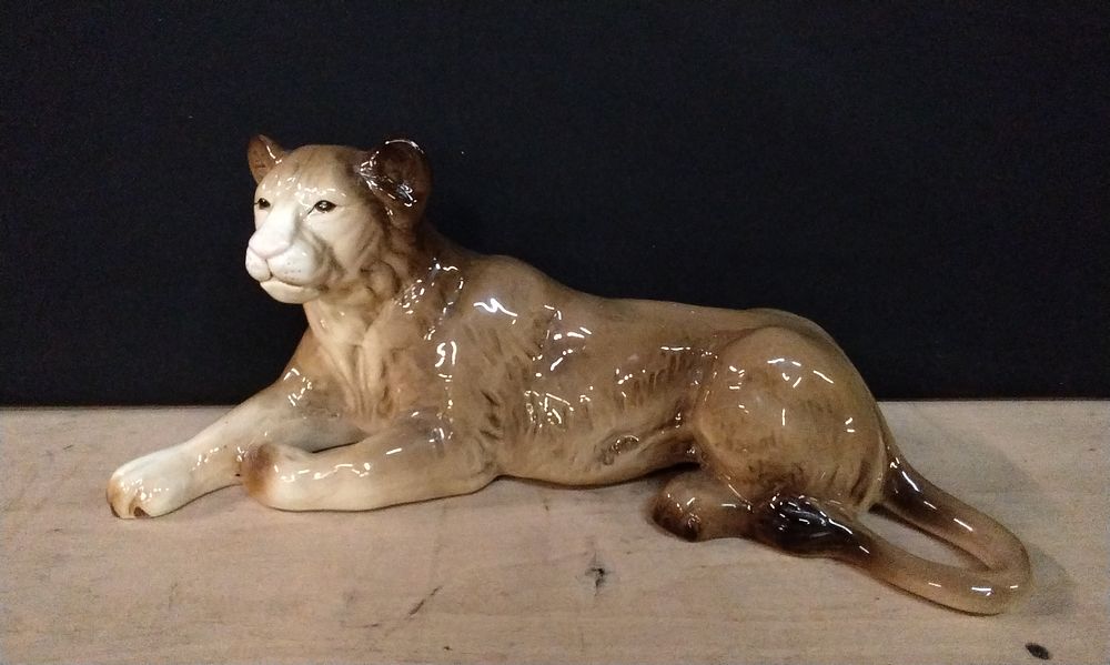 Lot 288: Large Melba Ware Lioness. with Marking on the Base