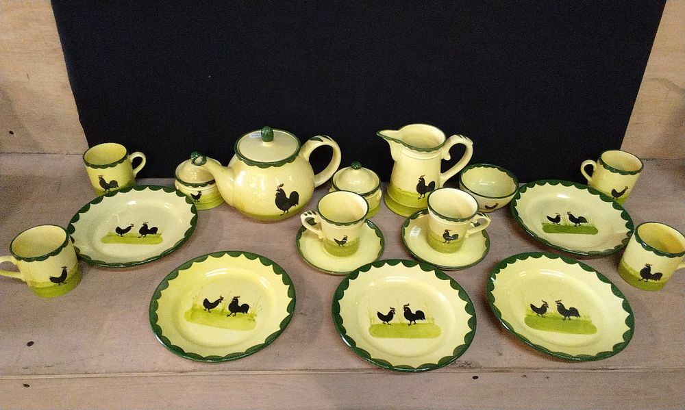 Lot 188: Zeller Fayencerie 18 Piece Dinner and Tea Wares, Decorated with Cockerels on a Yellow Background, with Green Scalloped Border. COLLECTION ONLY