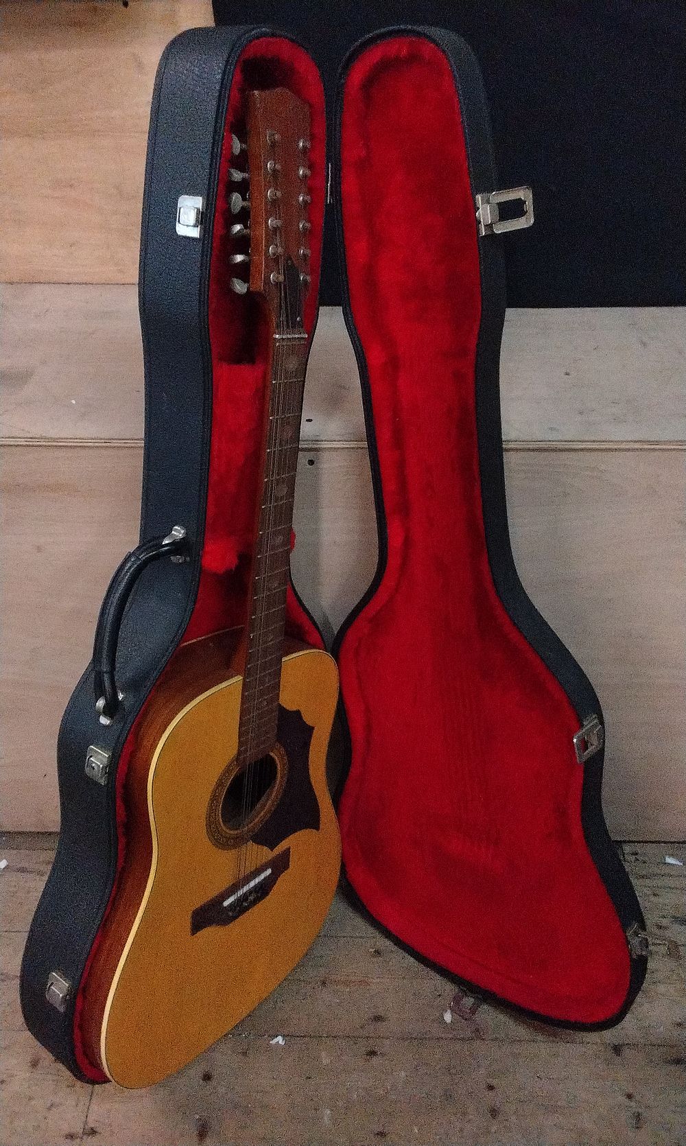 Lot 251: Vintage Eko Ranger XII 12 String Acoustic Guitar with Red Fur Lined Hard Shell Case with 4x Closing Clips. COLLECTION ONLY