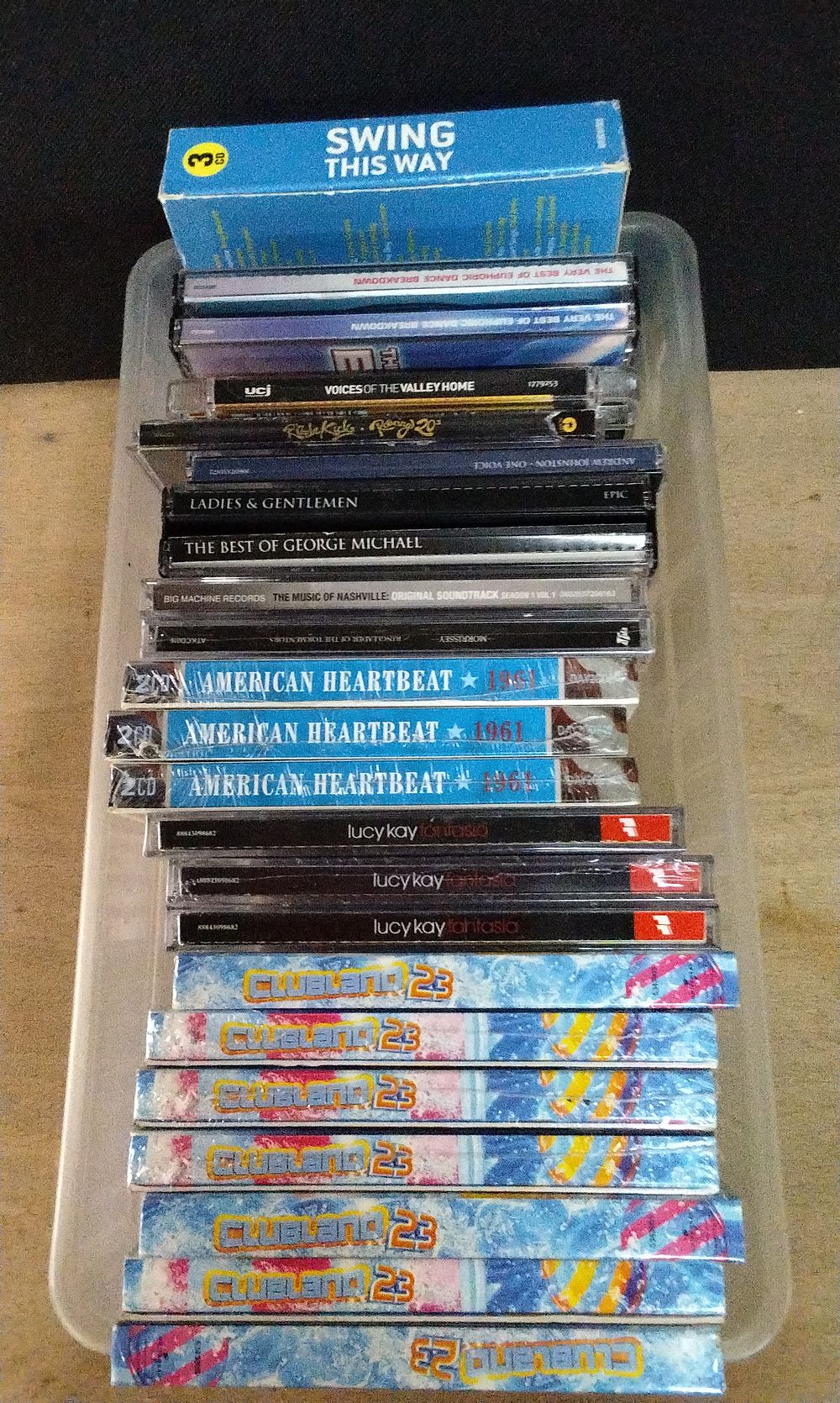 Lot 285: 21x Mixed Music Cds