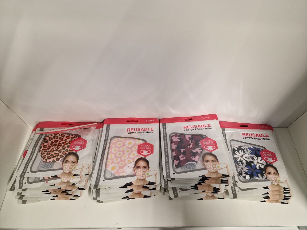 Lot 187: x63 New Ladies Facemasks