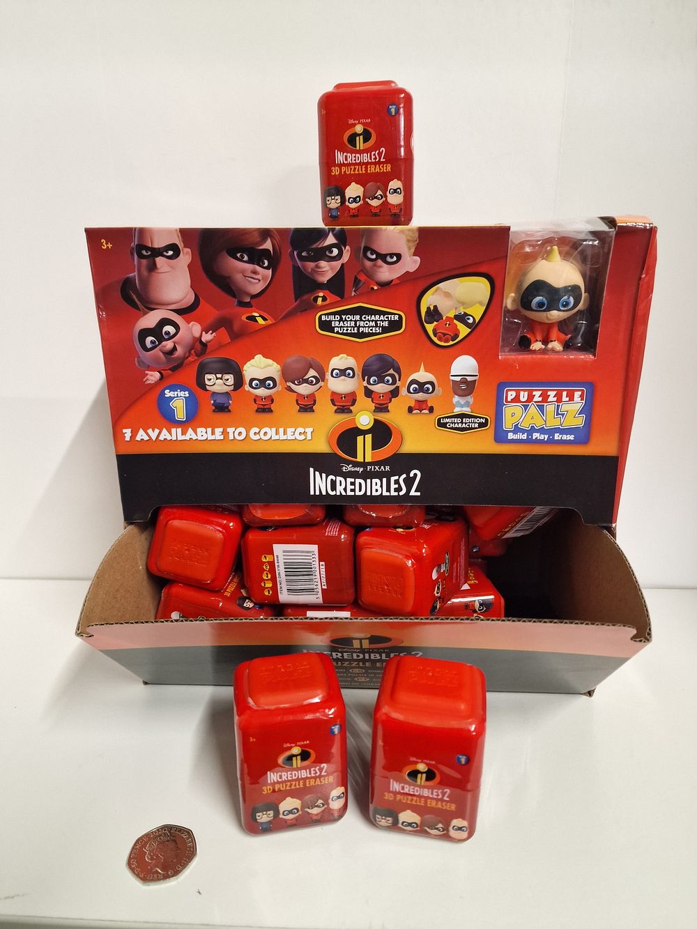 Lot 255: Incredibles 2 Puzzle Palz Build Play Erasers