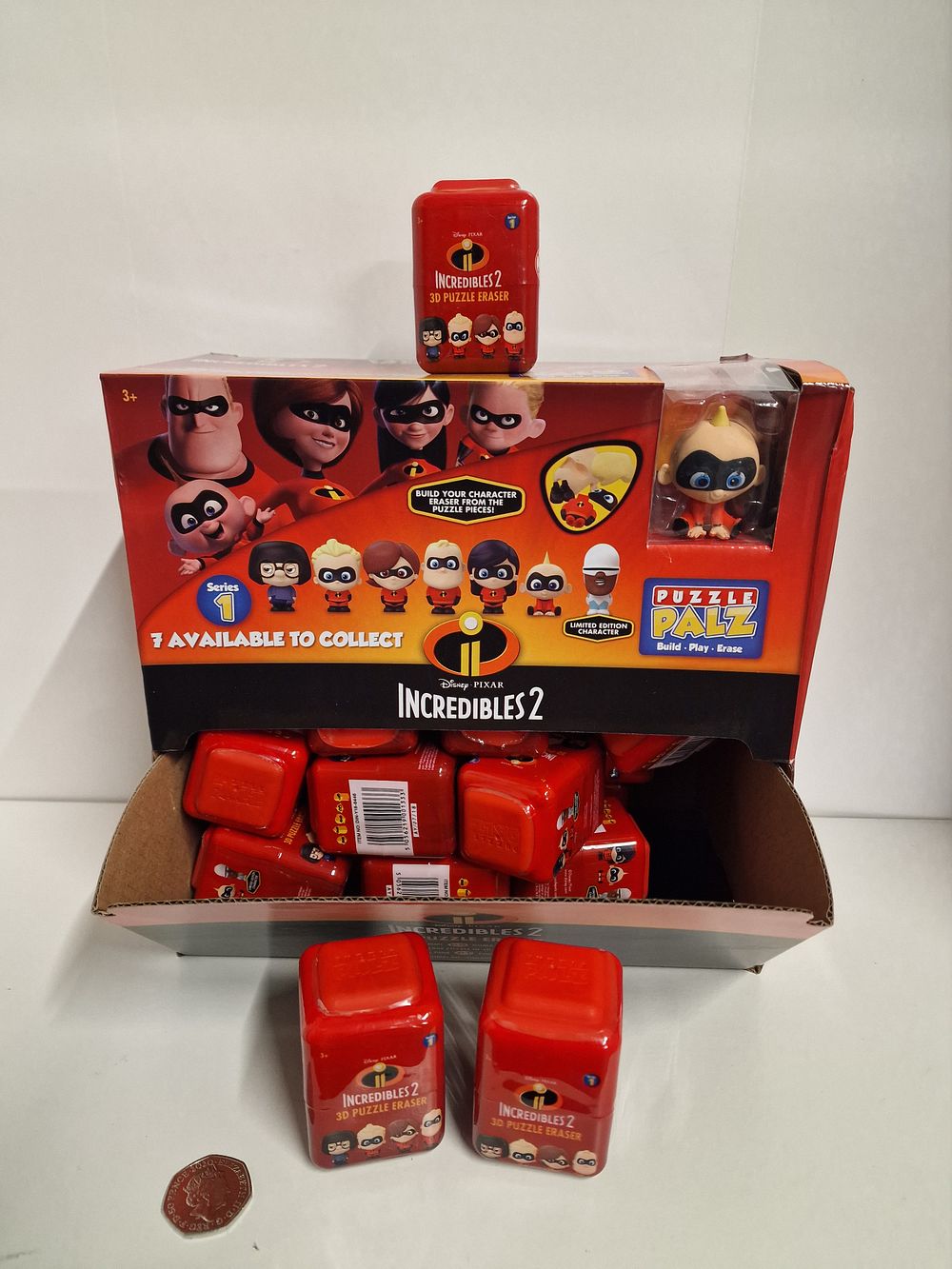 Lot 299: Incredibles 2 Puzzle Palz Build Play Erasers