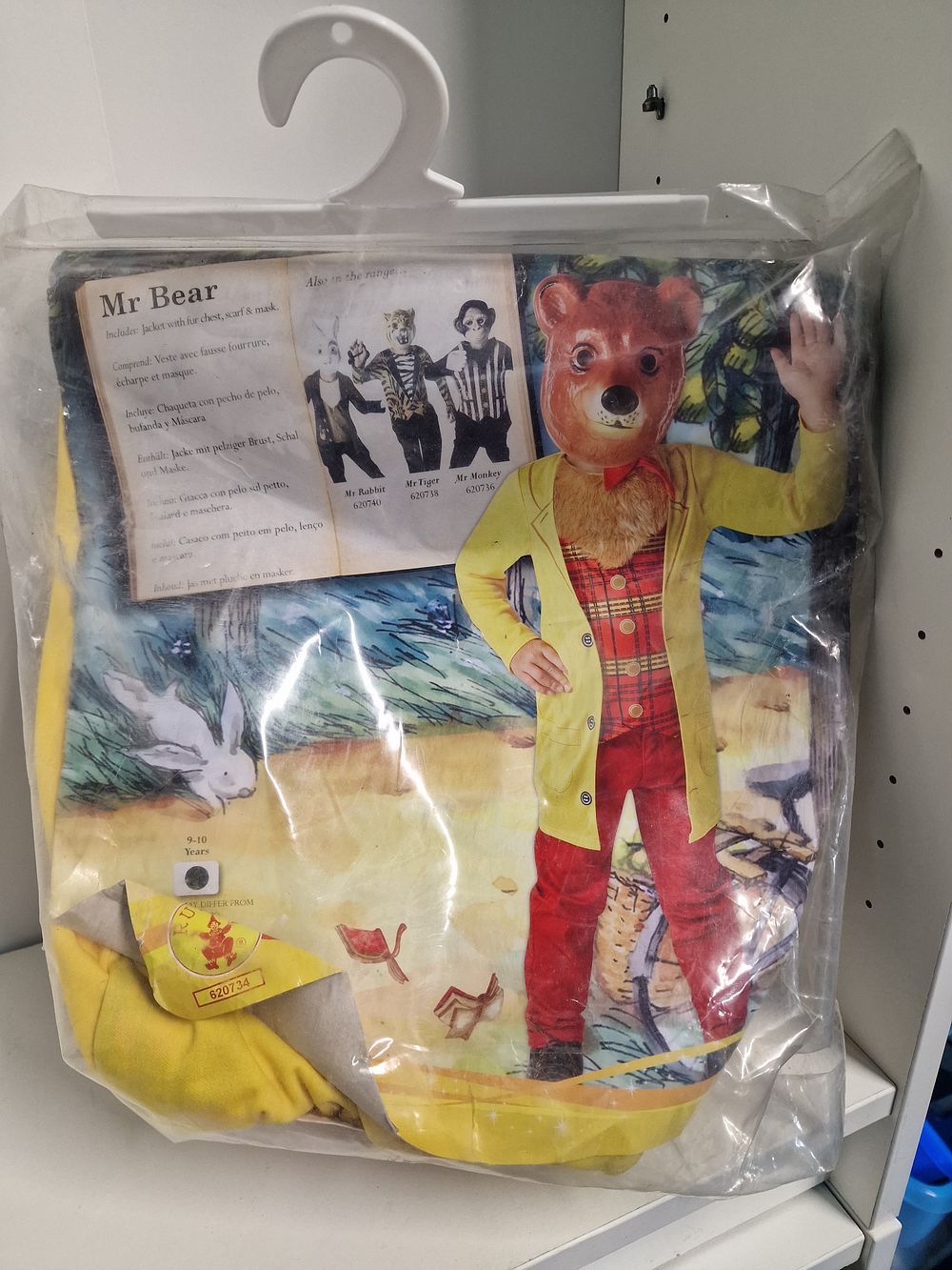 Lot 322: Kids Mr Bear Dress Up Years 9-10
