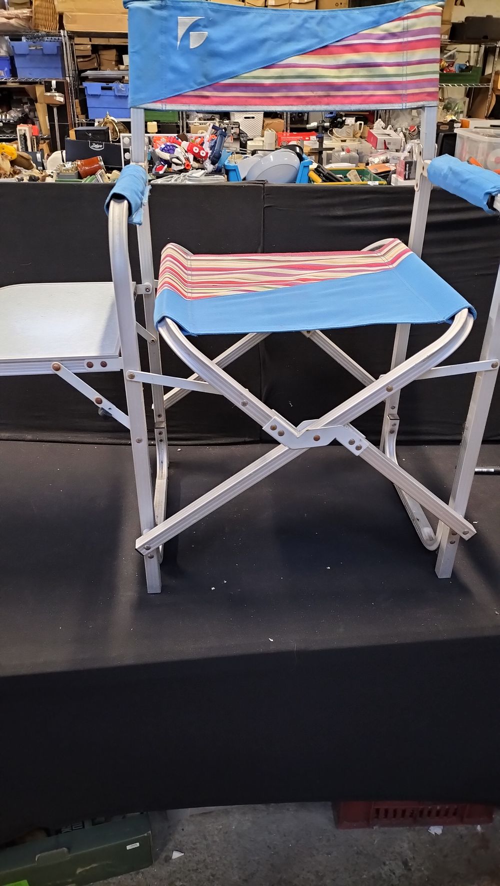 Lot 216: Directors/Picnic Folding Metal Framed Chair with Side Table