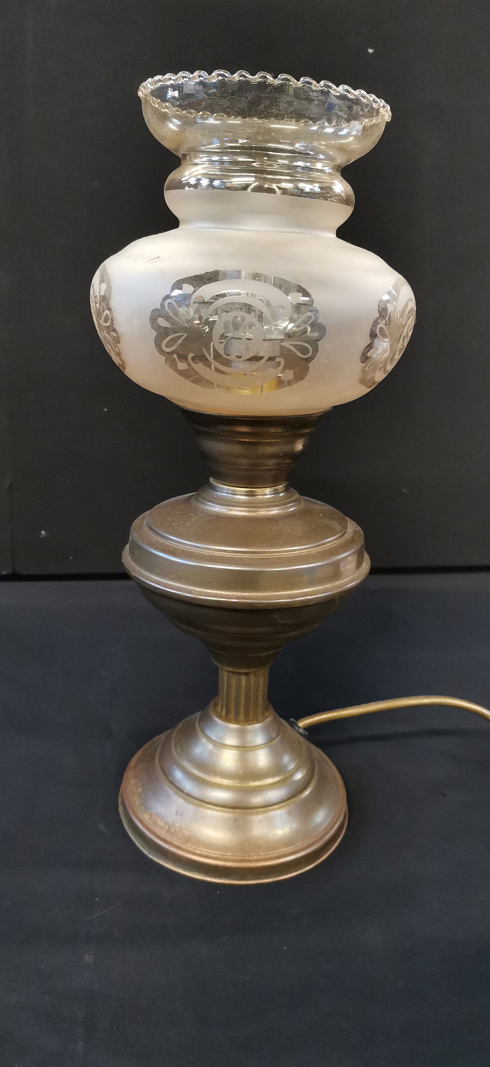 Lot 172: Vintage Brass Table Lamp with Glass Shade c1950's