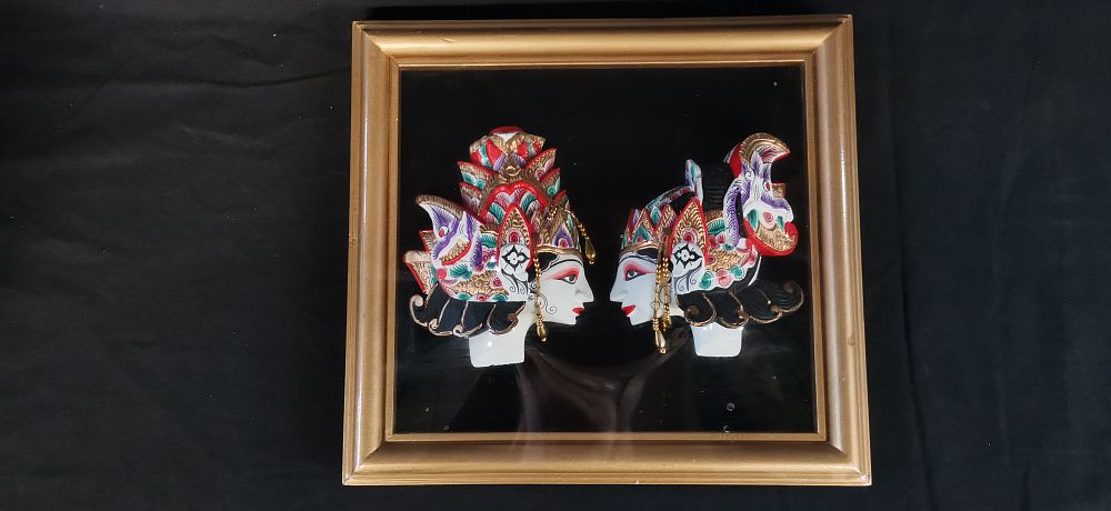 Lot 194: Rama & Shinta Indonesian Framed Wooden Statue 3D Art Ramayana Art Wall. With Discriptions on Reverse