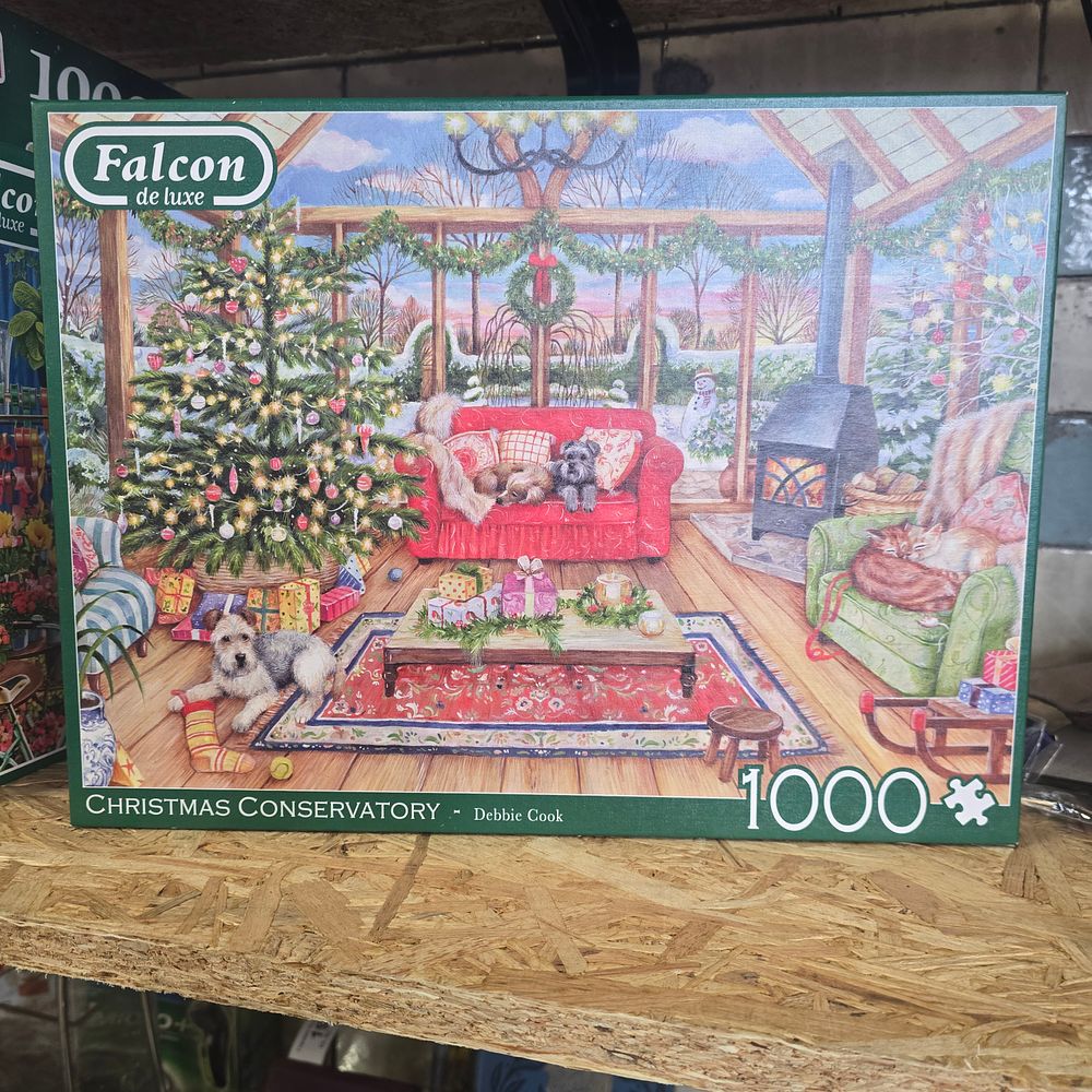 Lot 198: 1000pc jigsaw Christmas conservatory - new sealed