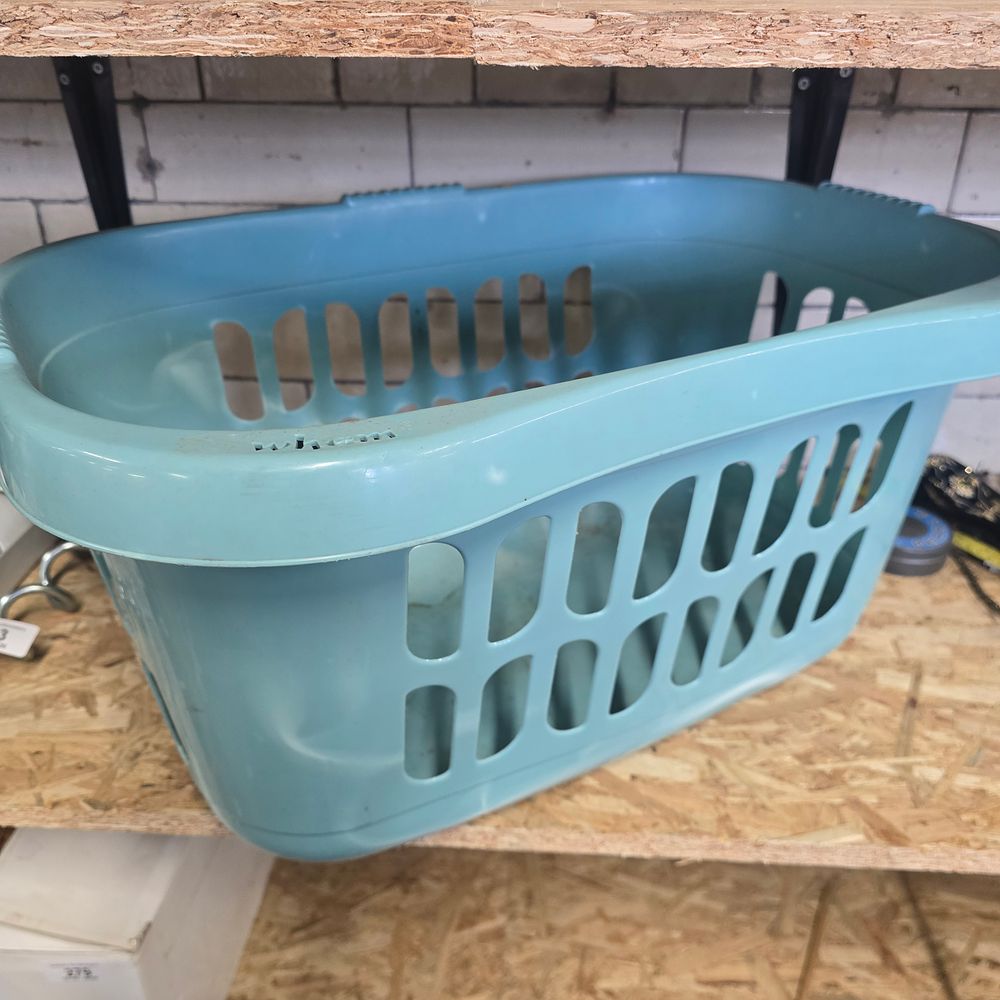 Lot 286: Wham wash basket