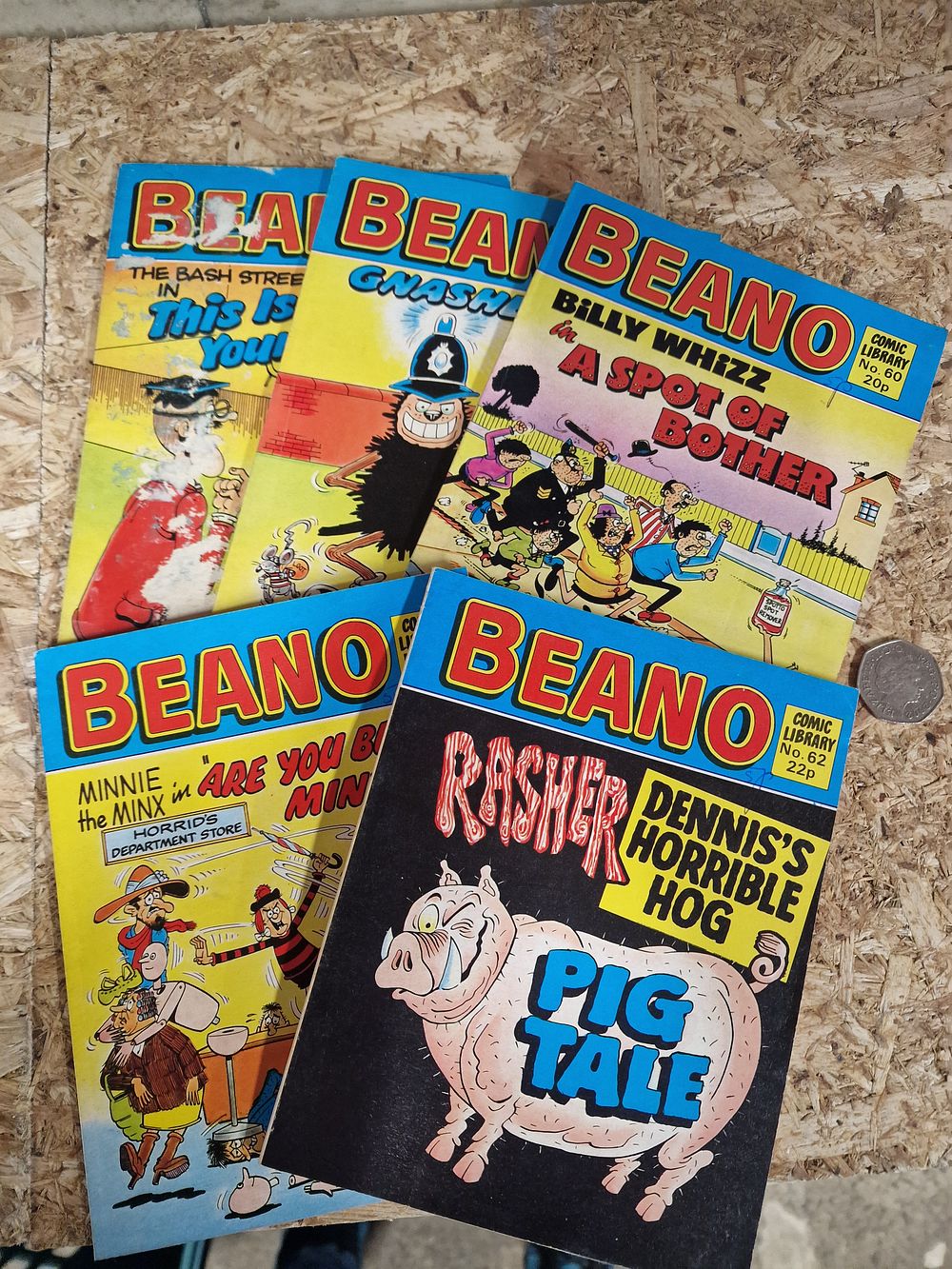 Lot 341: Beano Comic library books