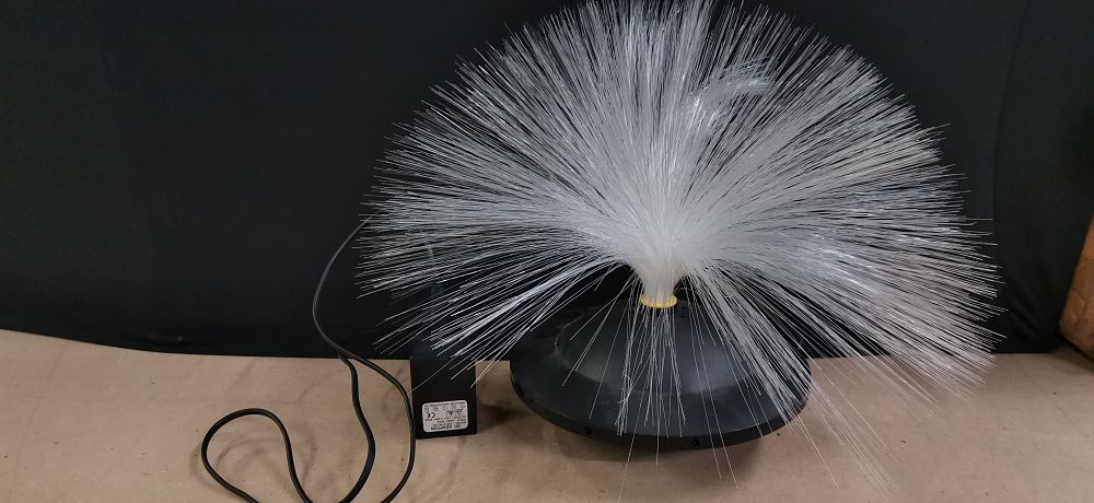 Lot 151: Trident Manufacturing Ltd UFO-Shaped Fibre Optic Lamp Model 2943