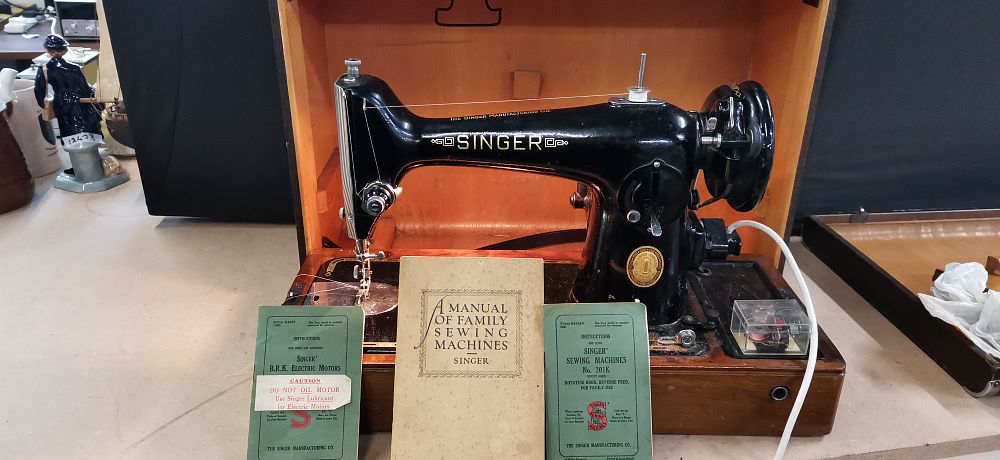 Lot 184: Singer Model 201K Electric Sewing Machine with Case and Manuals. Tested for Power. COLLECTION ONLY