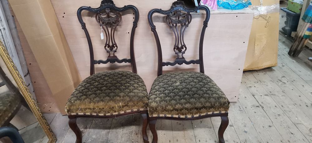 Lot 311: A Pair of Antique Victorian Carved Wood Parlour Chairs