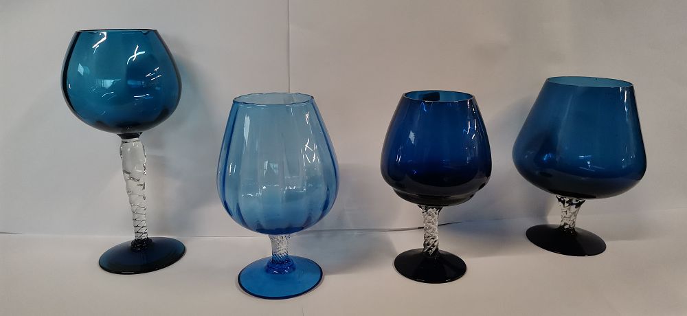 Lot 342: A Collection of Empoli Blue Optic Glass Snifter Vases