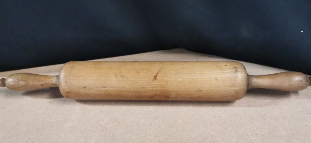 Lot 257: Vintage Wooden Rolling Pin with Turning Handles