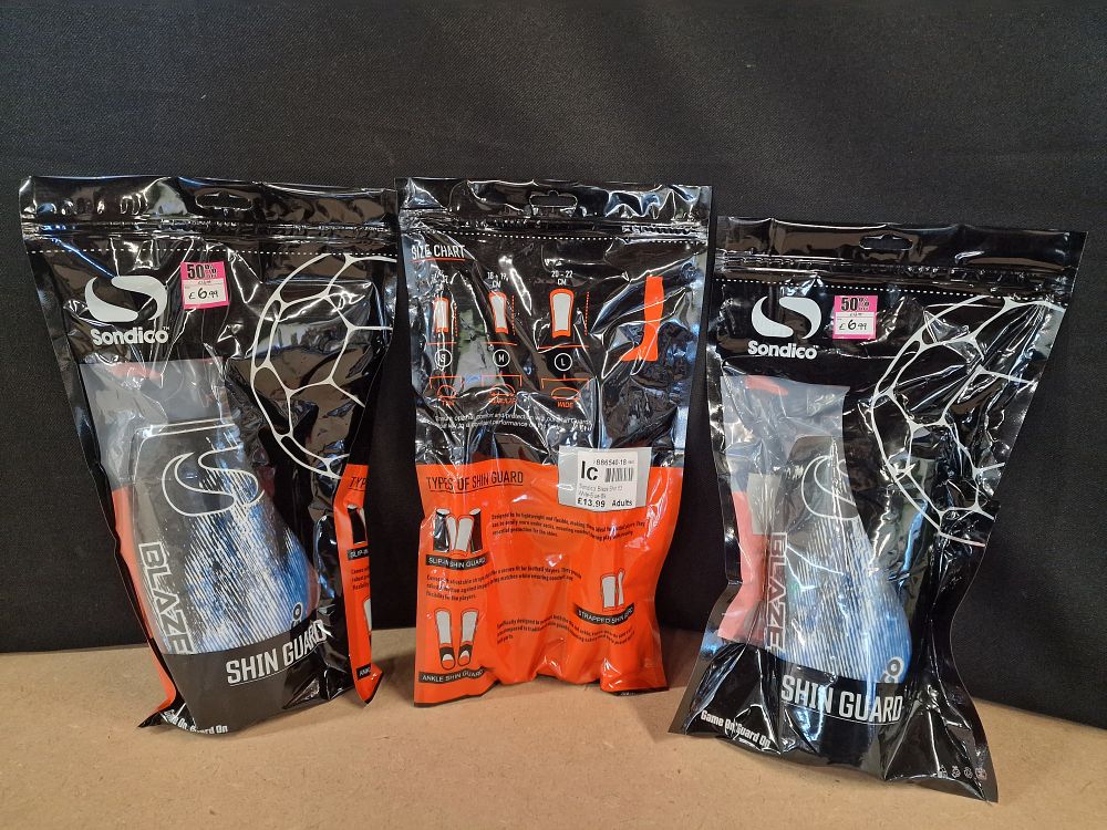 Lot 272: Three Pairs of Sondico Blaze Football Shin Guards