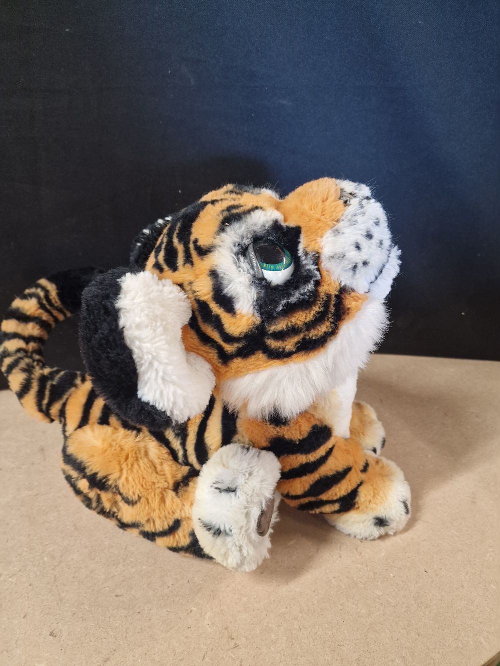 Lot 279: FurReal Roarin Tyler The Playful Tiger Interactive Plush Toy
