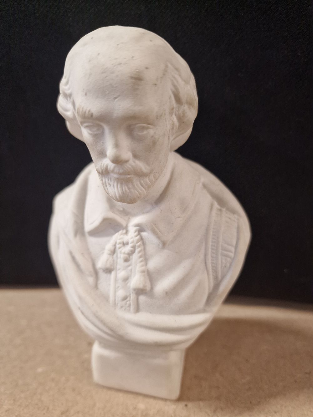 Lot 286: W.H. Goss Parian Porcelain Bust of William Shakespeare