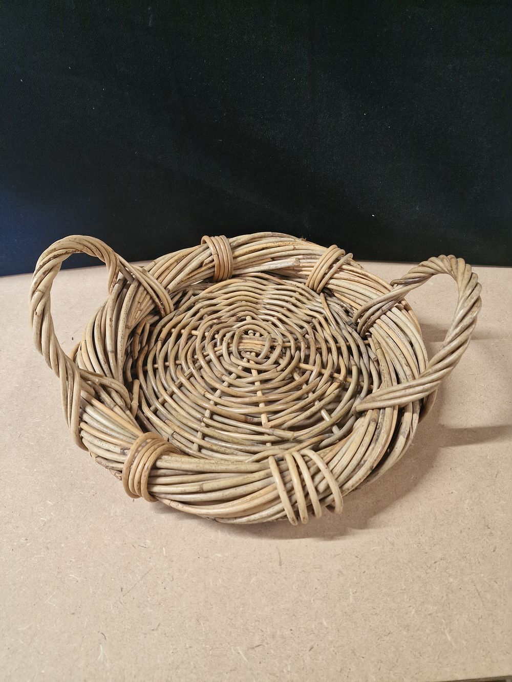 Lot 303: Circular Woven Wicker Basket Tray with Loop Handles
