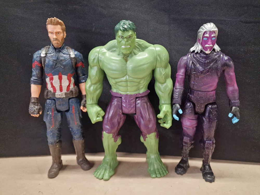 Lot 343: A Trio of Plastic Action Figures Including Hasbro Hulk