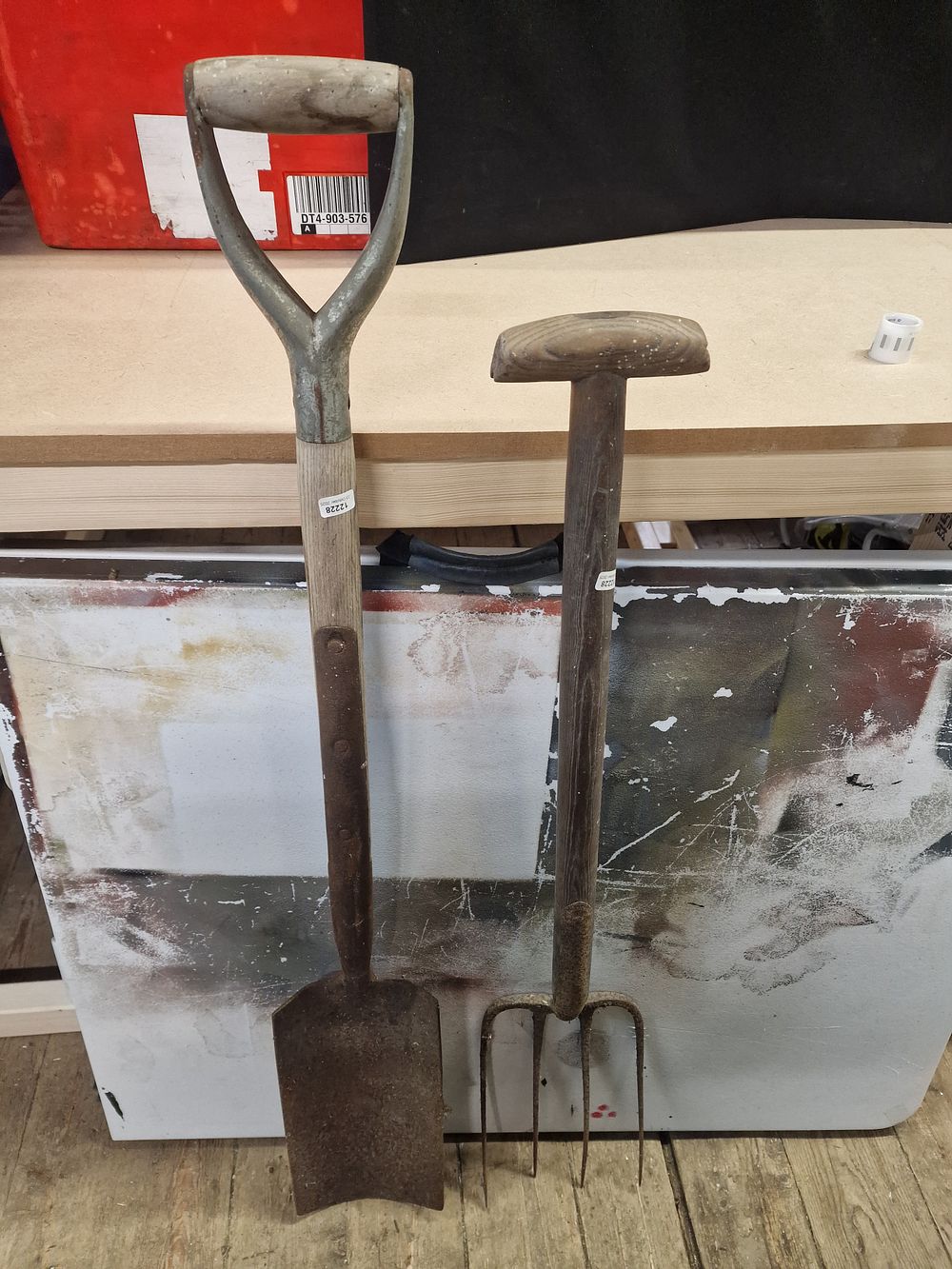 Lot 354: A Shovel and a Garden Fork