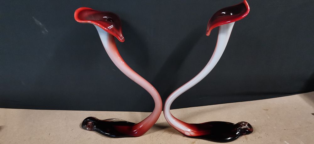 Lot 336: A Pair of Lilly Shaped Fluorescent Art Glass Vases
