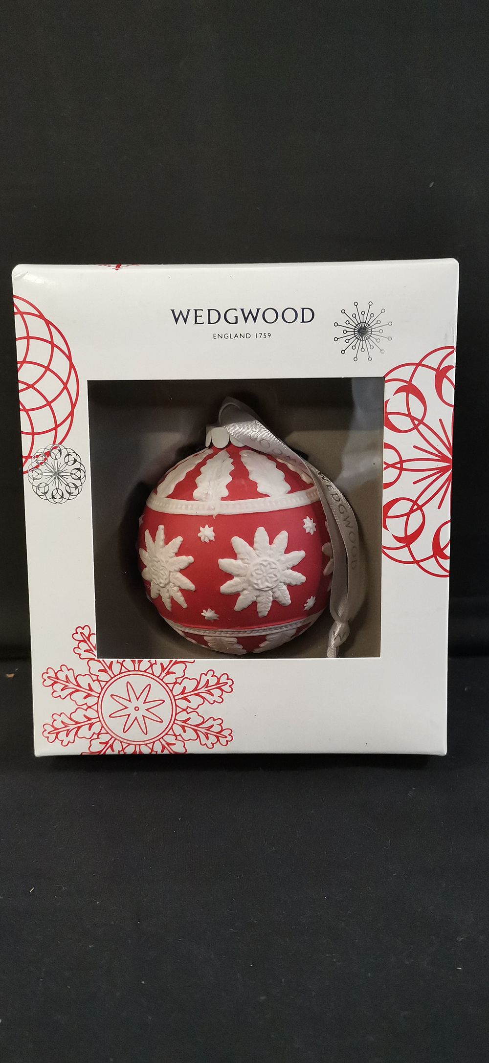 Lot 169: Wedgwood Neoclassical Red Jasperware Christmas Bauble Ornament
