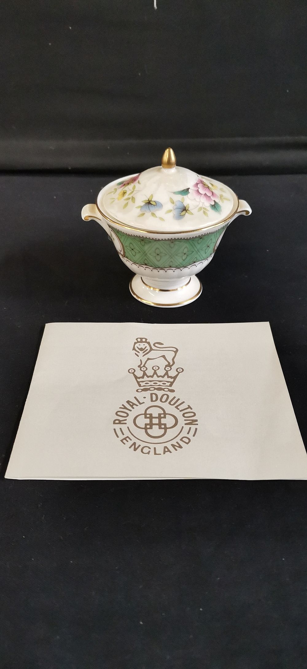 Lot 173: Royal Doulton Miniature Lidded Bone China Vase