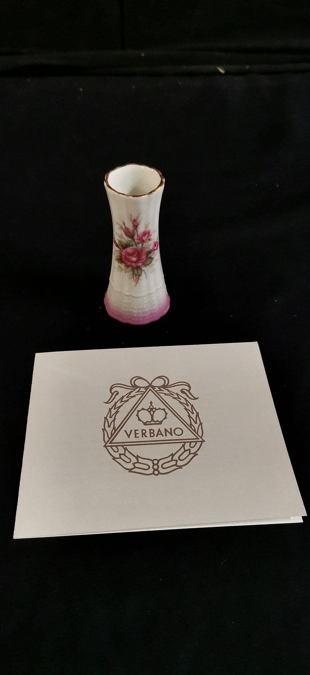 Lot 182: Verbano Argentina Miniature Porcelain Vase with Franklin Mint Certificate