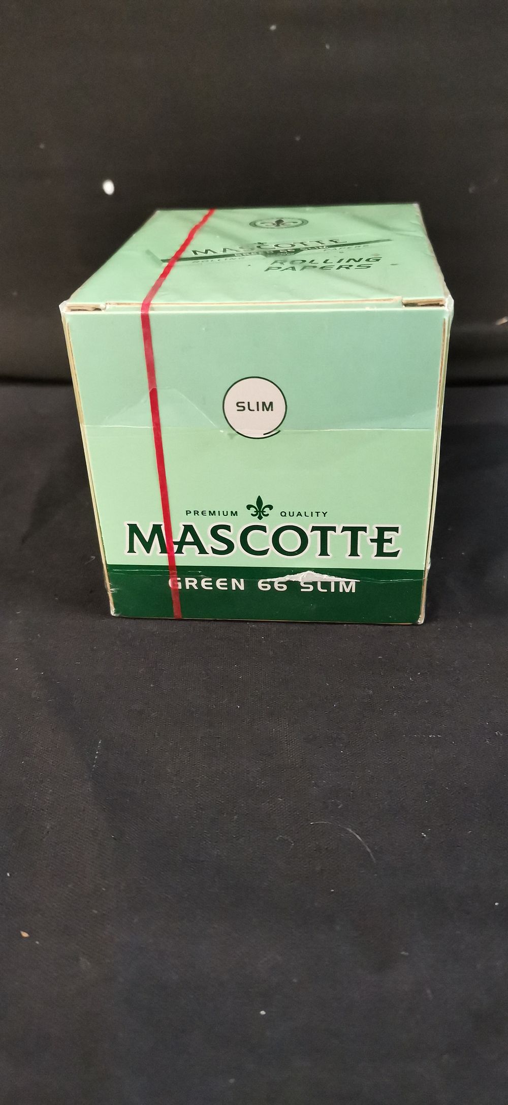Lot 302: Mascotte Green 66 Slim Rolling Papers Box of 50 Booklets