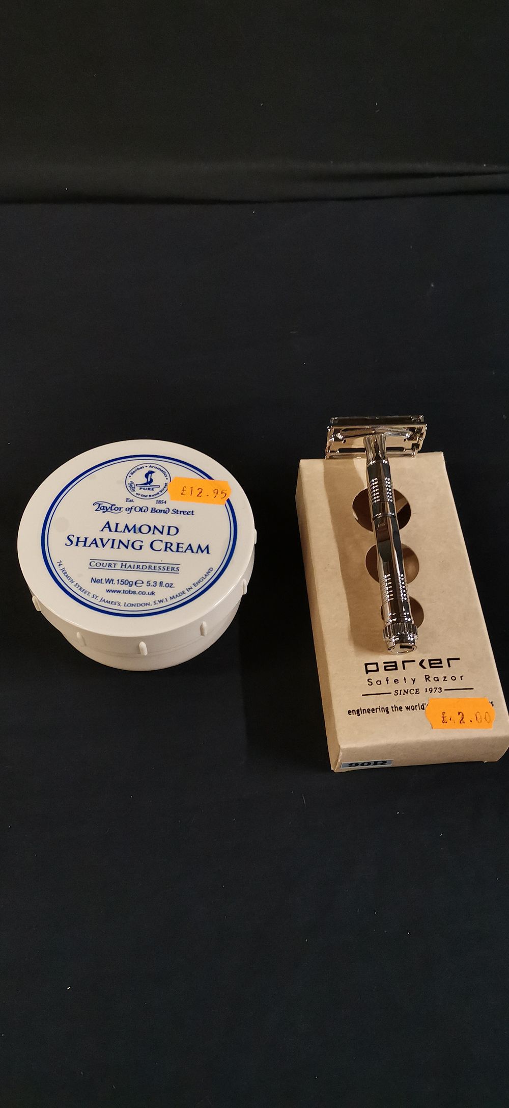 Lot 326: Two Taylor of Old Bond Street and Parker Shaving Items. RRP £54.95