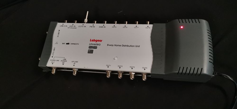 Lot 346: Labgear LDU608G 8 Way Home Distribution Unit