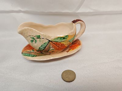 Brentleigh Ware Ceramic Sauce Boat and Underplate, Art Deco, Beech Leaf Motif. A Brentleigh Ware 
