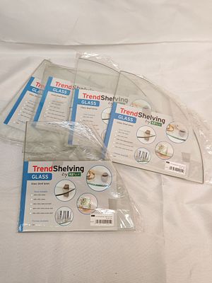 RB UK Trend Shelving, Set of Five Contemporary Clear Glass Corner Shelves, 6mm Thickness. A lot 