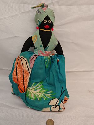 Caribbean Topsy-Turvy Souvenir Doll. Handcrafted, cloth topsy-turvy souvenir doll. This unmarked 