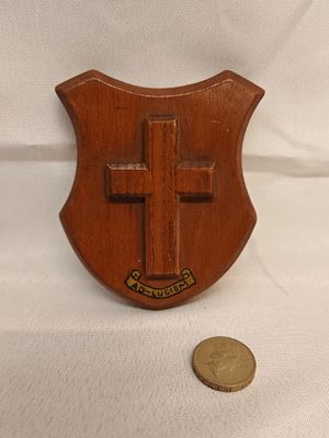 Rivington and Blackrod School Heraldic Shield Plaque, Hardwood, Early 20th Century. A small 
