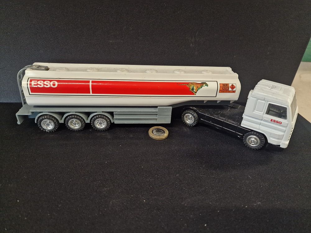 Lot 161: 1:64 Scale Esso Articulated Fuel Tanker Lorry, Late 20th Century.