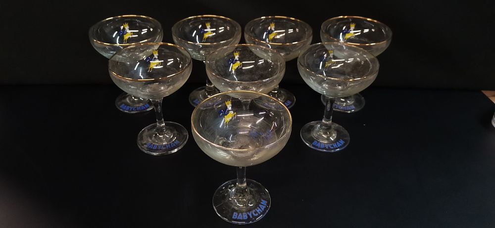 Lot 362: A Collection of Vintage Babycham Champagne Coupes