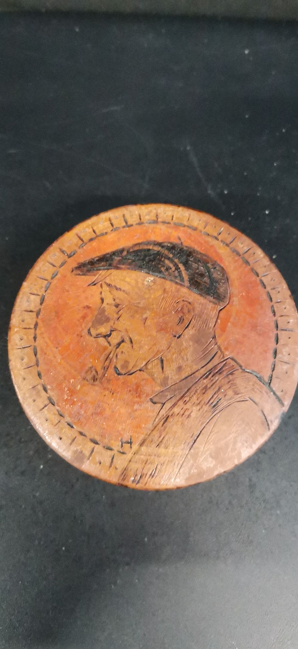Lot 420: Small Round Wooden Box with Etched Portrait