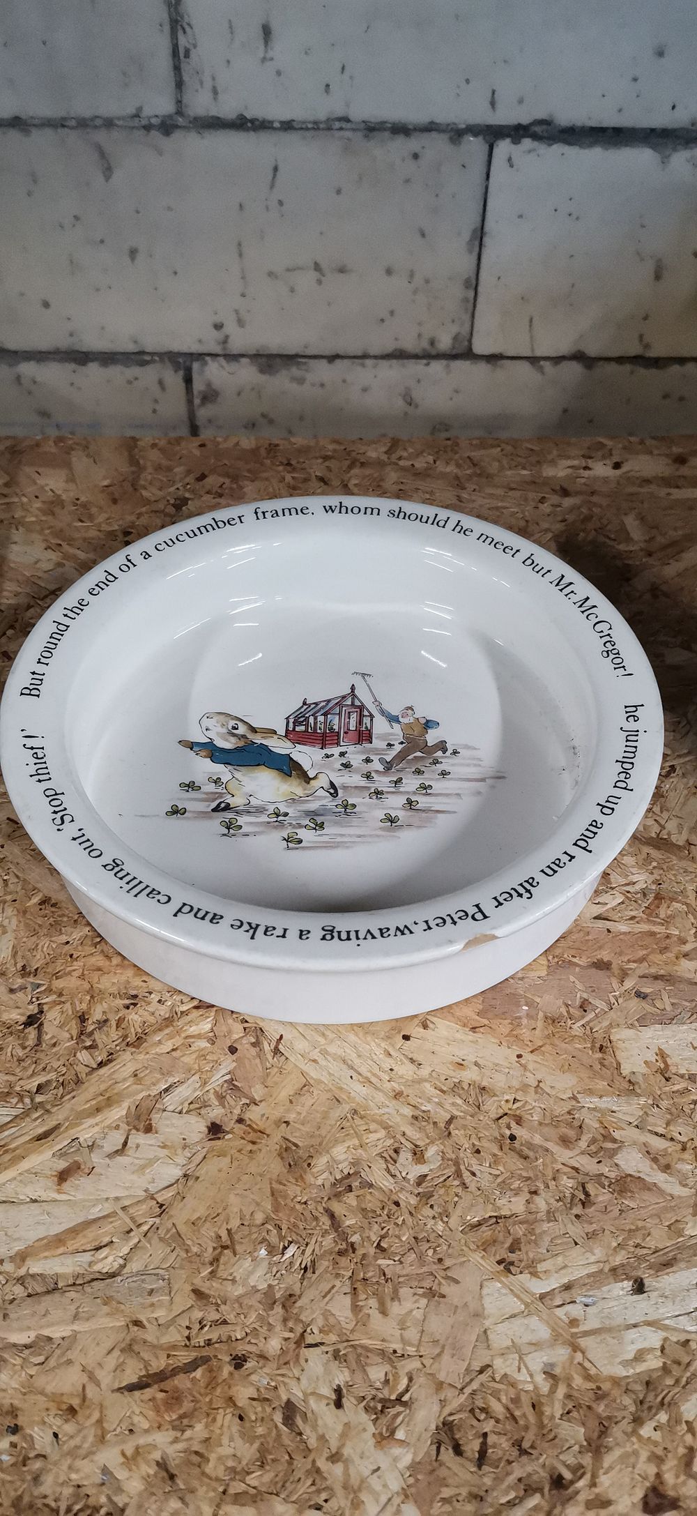 Lot 386: Wedgwood Peter Rabbit Beatrix Potter Ceramic Nursery Porringer Bowl
