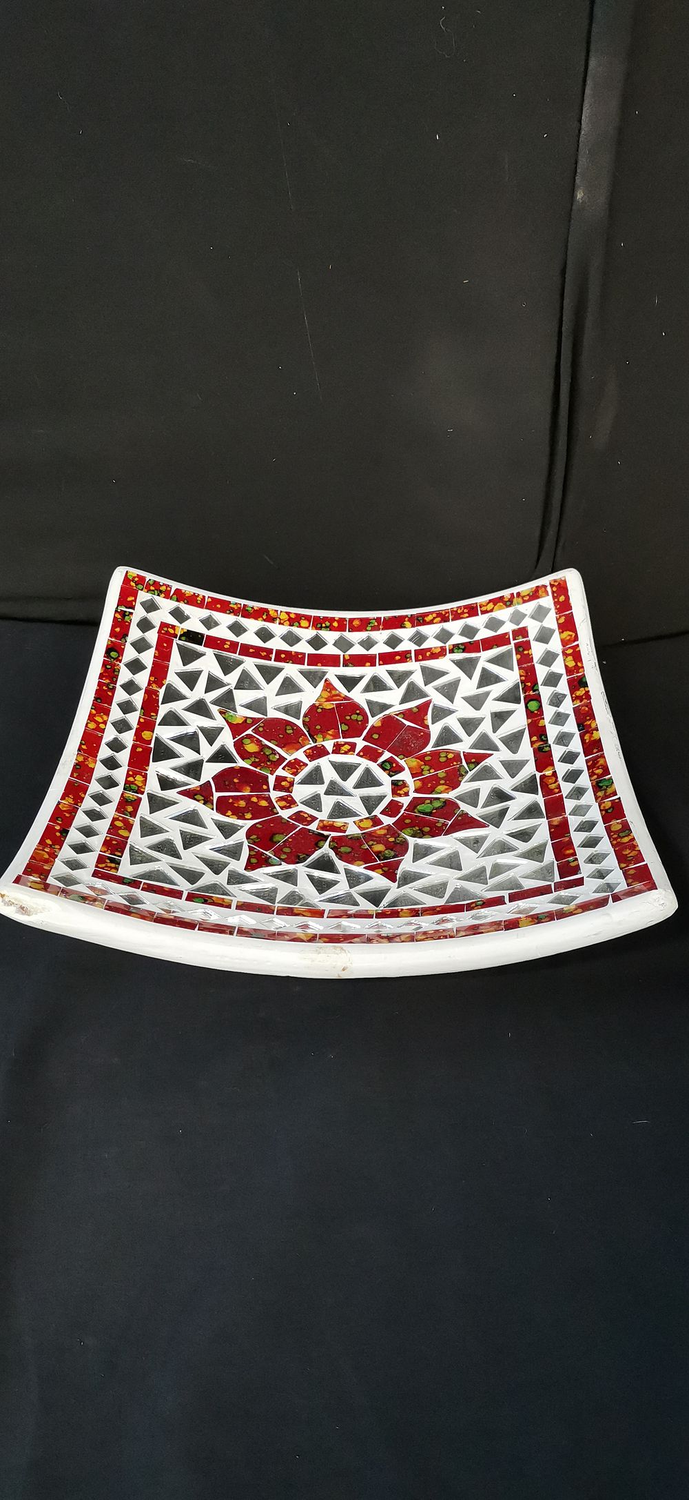 Lot 350: Square Mosaic Decorative Plate with Red Floral Motif