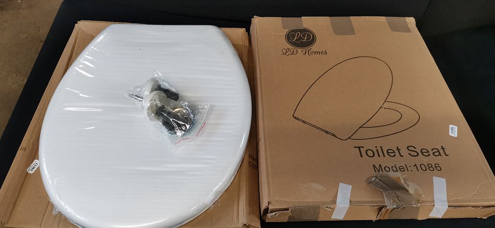Lot 359: Two LD Homes Model 1086 Soft Close Toilet Seats